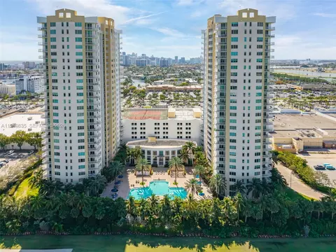 1745 E Hallandale Beach Blvd #303W, Hallandale Beach, FL 33009