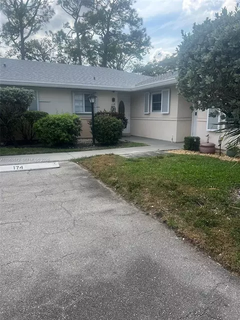 176 Cape Cod Cir #0, Lake Worth, FL 33467