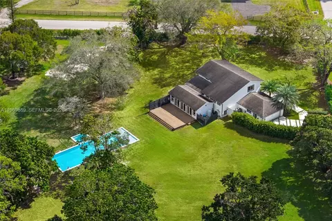 18301 SW 50th St, Southwest Ranches, FL 33331
