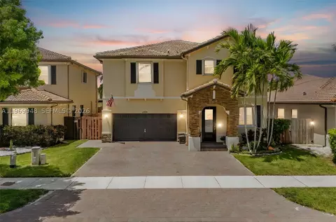 10445 SW 226th St, Cutler Bay, FL 33190