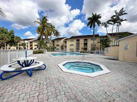 15340 SW 106th Ter #819, Miami, FL 33196