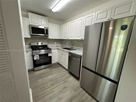 15340 SW 106th Ter #819, Miami, FL 33196