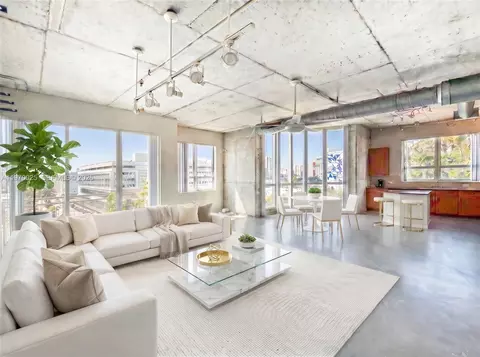 2001 Biscayne Blvd #2612, Miami, FL 33137