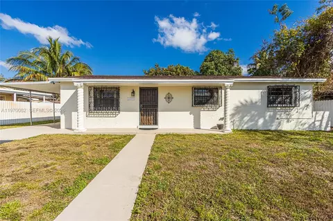 4275 NW 197th St, Miami Gardens, FL 33055