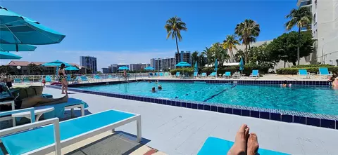 3800 S Ocean Dr #322, Hollywood, FL 33019