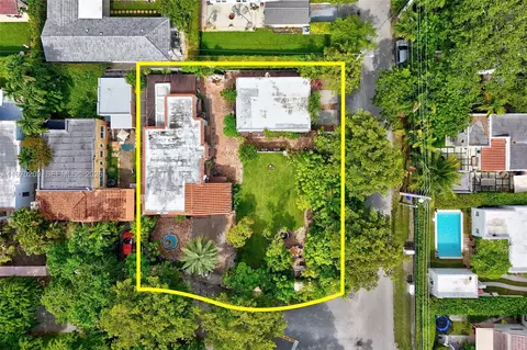 1231 Columbus Blvd, Coral Gables, FL 33134