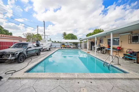 Other - 590 W 35th Pl, Hialeah, FL 33012 photo 5 of 6