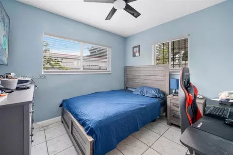 Bedroom - 590 W 35th Pl, Hialeah, FL 33012 photo 2 of 4