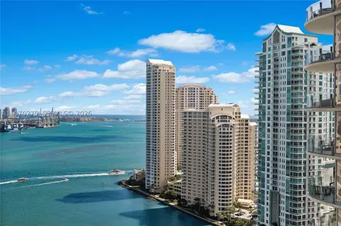 300 S Biscayne Blvd #T-2602, Miami, FL 33131