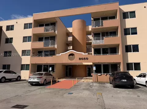 8050 NW 8th St #1307, Miami, FL 33126