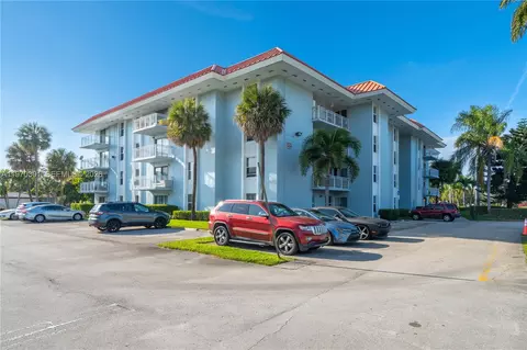 455 S Pine Island Rd #303C, Plantation, FL 33324