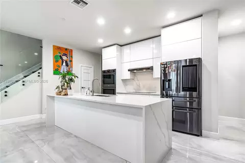 4566 Ficus St, Hollywood, FL 33021