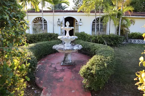 6514 SW 107th Pl, Miami, FL 33173