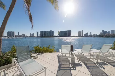 3255 NE 184th St #12215, Aventura, FL 33160