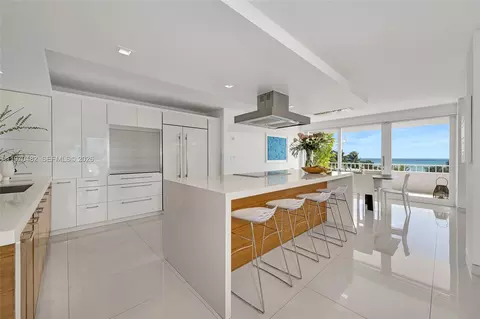 199 Ocean Lane Dr #401, Key Biscayne, FL 33149