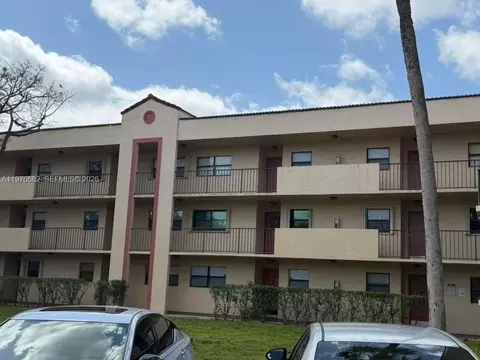 3396 Foxcroft Rd #113, Miramar, FL 33025