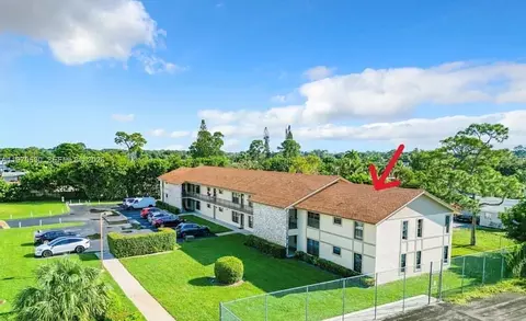 5894 Longbow Ln #6, West Palm Beach, FL 33415