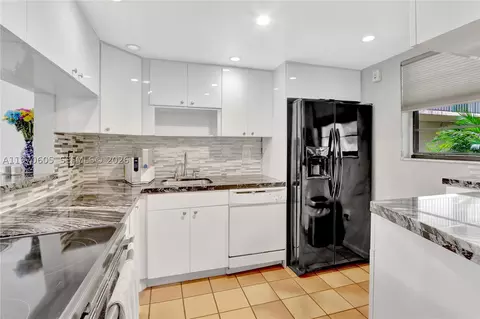 10525 SW 112th Ave #117, Miami, FL 33176
