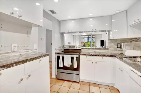10525 SW 112th Ave #117, Miami, FL 33176