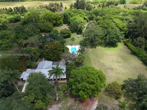 23755 SW 142nd Ave, Homestead, FL 33032