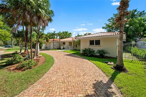 5211 Granada Blvd, Coral Gables, FL 33146