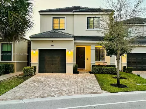 217 NW 36th Ave, Pompano Beach, FL 33069