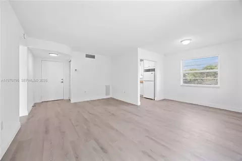 4990 E Sabal Palm Blvd #202, Tamarac, FL 33319