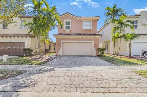 3736 NE 9 Ct, Homestead, FL 33033