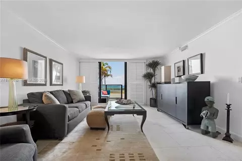 2301 S Ocean #201, Hollywood, FL 33019
