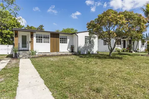 941 NE 154th St, North Miami Beach, FL 33162