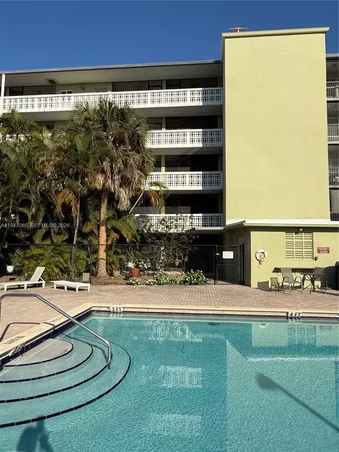 1425 Arthur St #315B, Hollywood, FL 33020