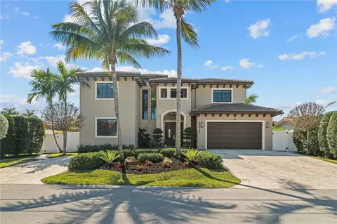 2512 SE 9th St, Pompano Beach, FL 33062