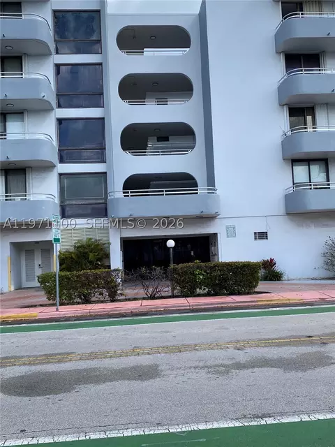 8201 Byron Ave #405, Miami Beach, FL 33141