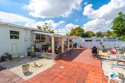 Exterior - 801 Opa Locka Blvd, Miami, FL 33168 photo 5 of 8