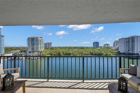 936 Intracoastal Dr #9H, Fort Lauderdale, FL 33304