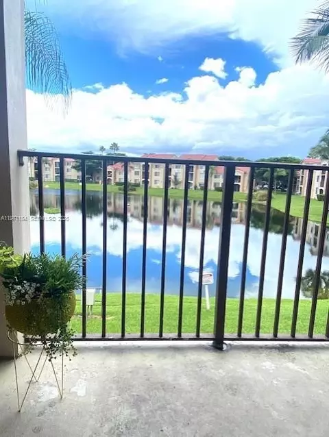 2061 Renaissance Blvd #204, Miramar, FL 33025