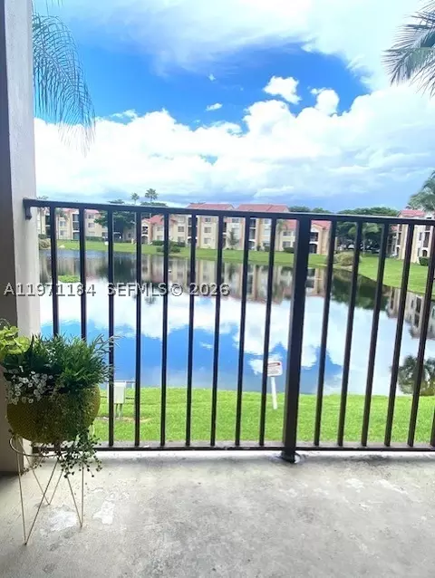 2061 Renaissance Blvd #204, Miramar, FL 33025