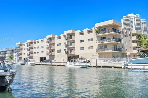 3860 NE 170th St #404, North Miami Beach, FL 33160