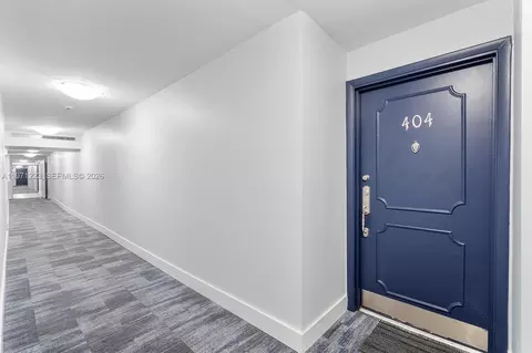 3860 NE 170th St #404, North Miami Beach, FL 33160