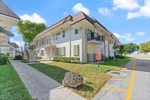 7111 SW 129th Ave #6, Miami, FL 33183