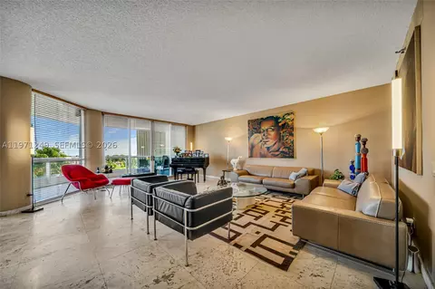 21150 Point Pl #703, Aventura, FL 33180
