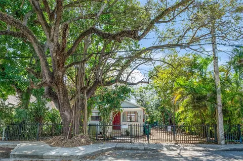 3544 William Ave, Miami, FL 33133