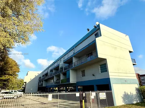 399 NW 72nd Ave #210, Miami, FL 33126