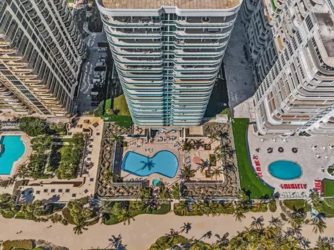 10101 Collins Ave Apt 18c Cabana #18C + CABANA, Bal Harbour, FL 33154
