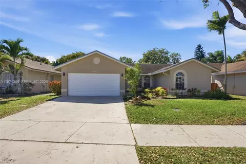 3810 NW 58th St, Coconut Creek, FL 33073