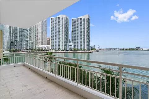 888 Brickell Key Dr #408, Miami, FL 33131