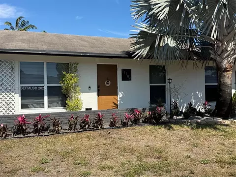 11155 NW 27th Pl, Sunrise, FL 33322