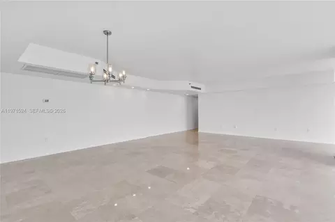 5900 Collins Ave #1906, Miami Beach, FL 33140