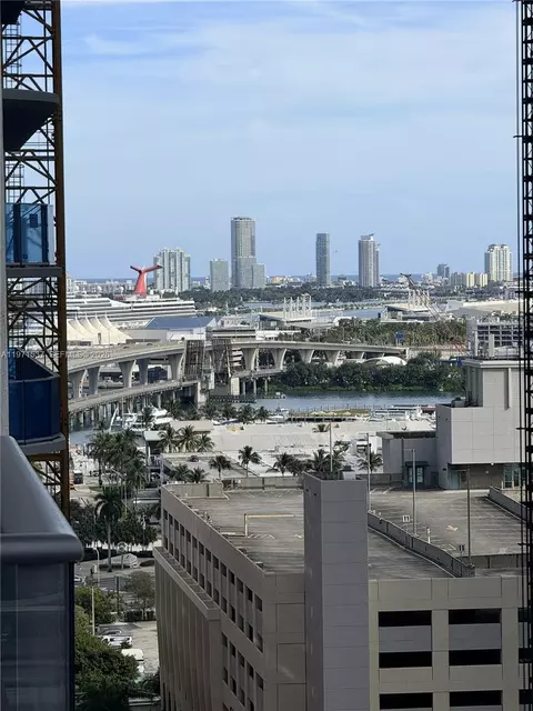 11 NE 6th #1905, Miami, FL 33132