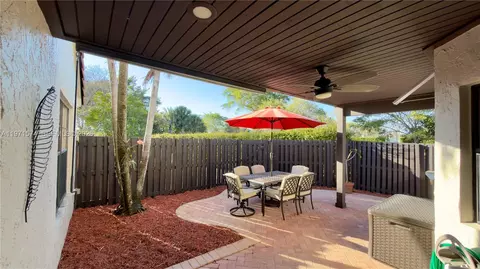 15205 SW 45th Ter #45E, Miami, FL 33185